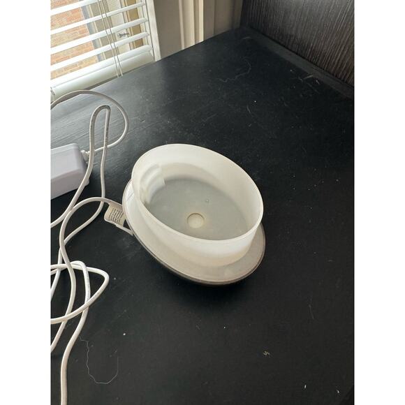 Brown Diffuser Aromatherapy - Picture 3 of 4